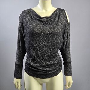 Cha Cha Vente  Black Longsleeve Top (Rack4)